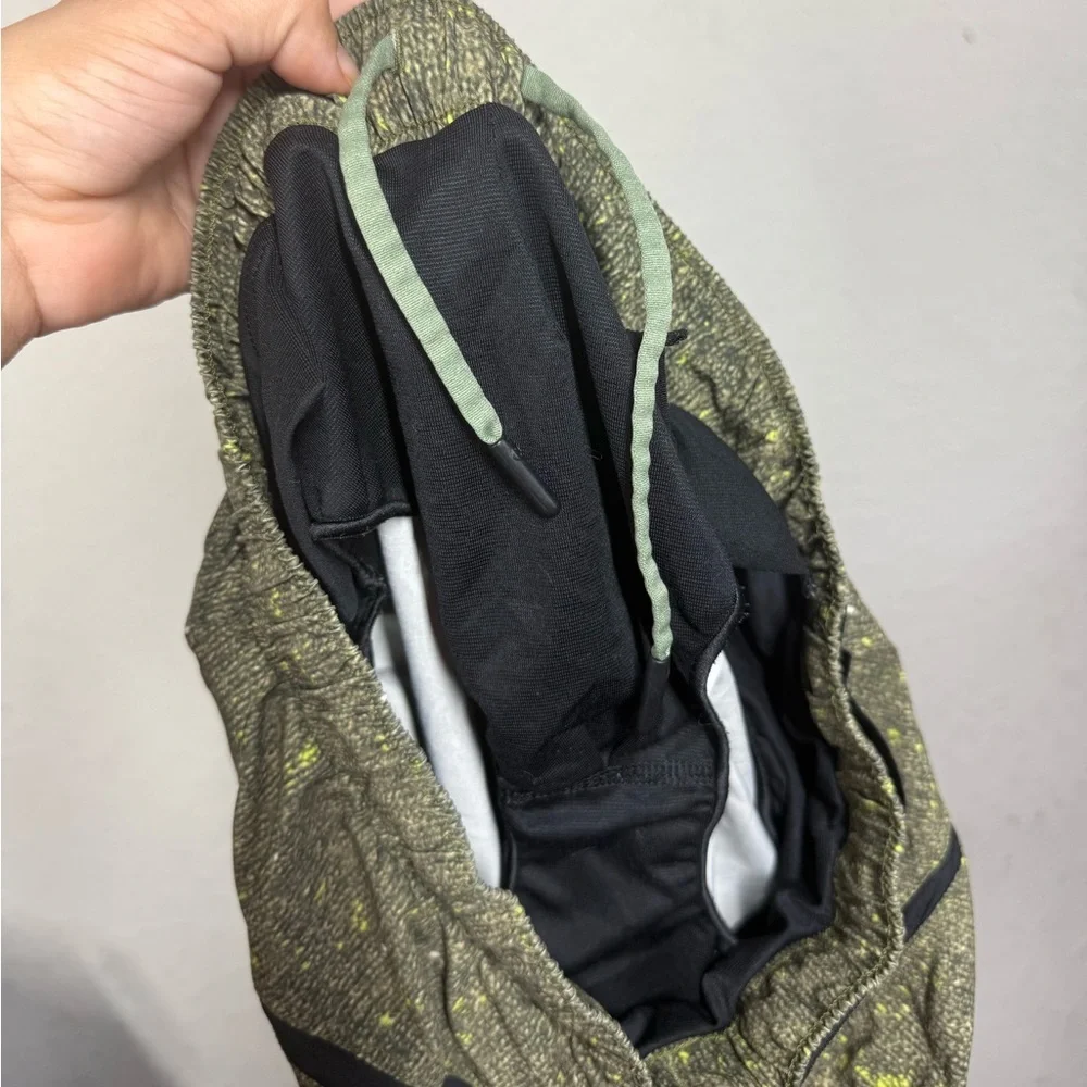 Lululemon Surge Lined Shorts Size Medium